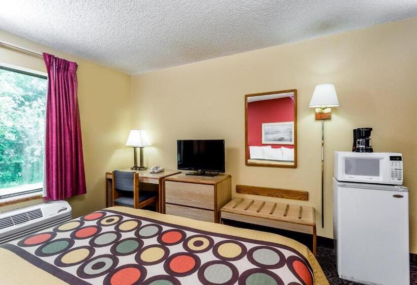 مُتل Super 8 By Wyndham Appleton