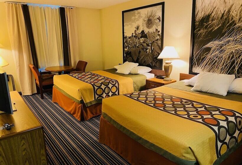 مُتل Super 8 By Wyndham Dodge City