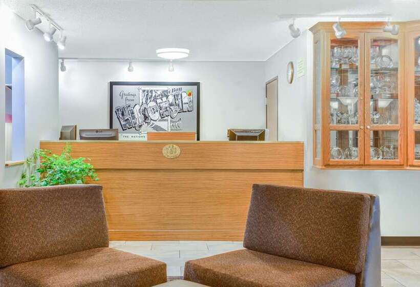 汽车旅馆  Super 8 By Wyndham Green Bay Near Stadium