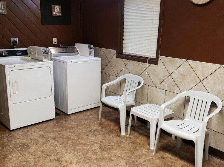 مُتل Super 8 By Wyndham North Platte