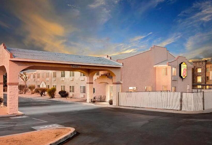 汽车旅馆  Super 8 By Wyndham Yucca Val/joshua Tree Nat Pk Area