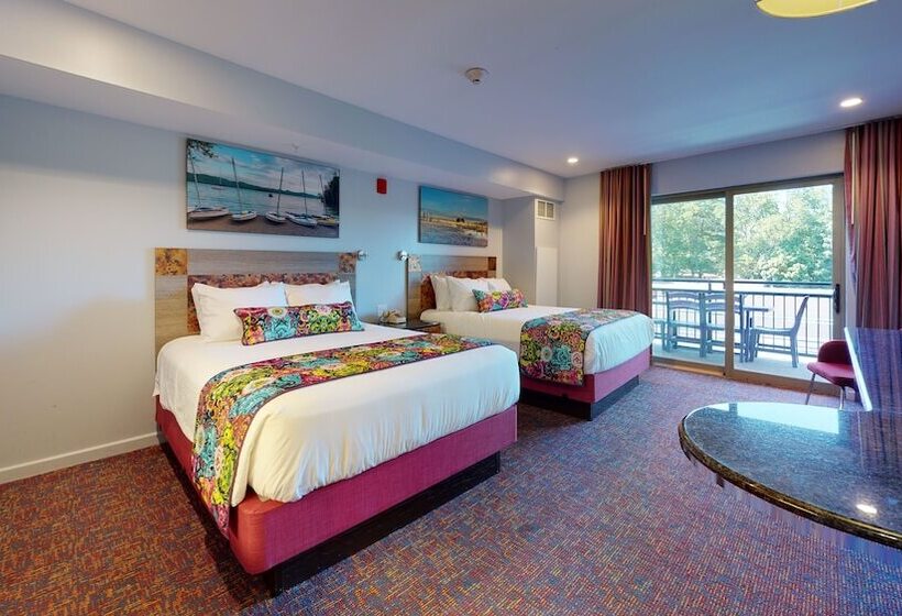 مُتل Surfside On The Lake