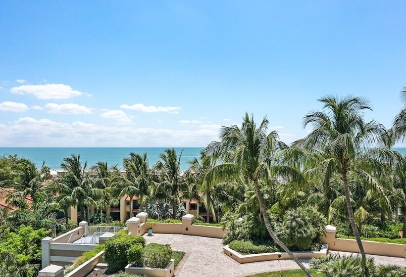 منتجع Marco Beach Ocean Suites
