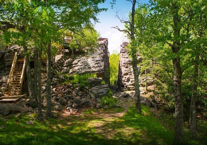 Split Rock Resort