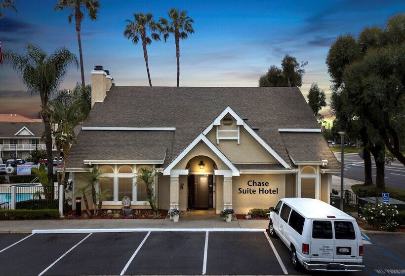 Отель Chase Suites Brea Fullerton   North Orange County