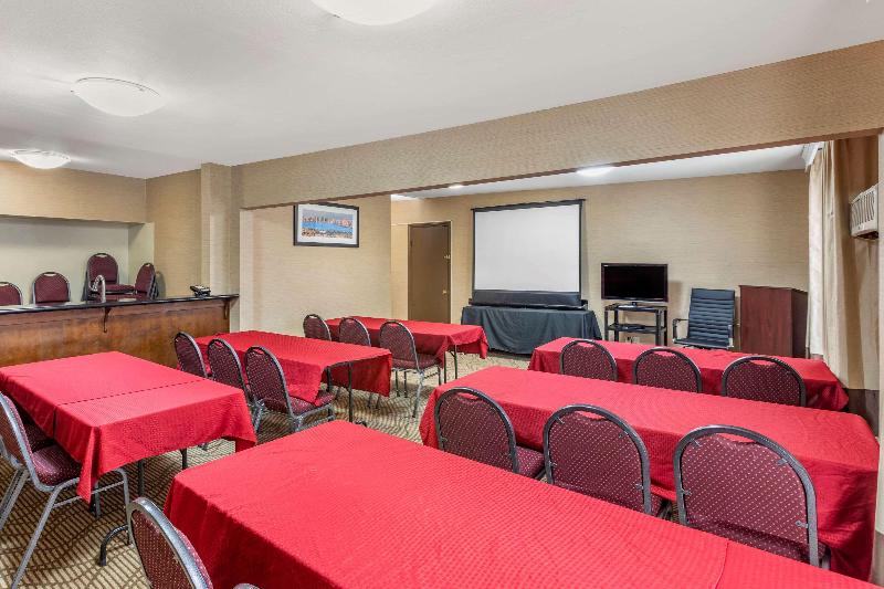 בית מלון כפרי Comfort Inn Escondido San Diego North County