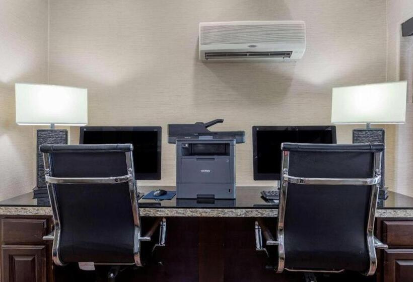 בית מלון כפרי Comfort Inn Escondido San Diego North County