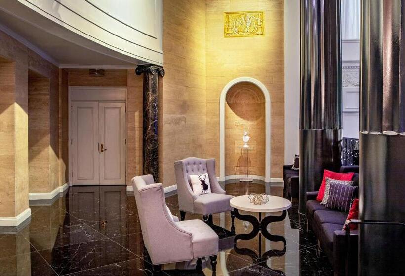 هتل Courtyard By Marriott Boston Downtown