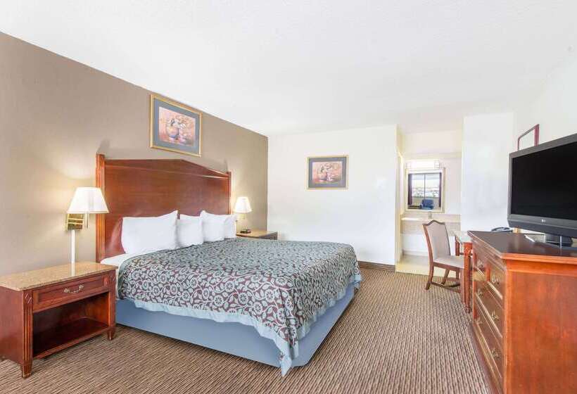 هتل Days Inn By Wyndham Arlington Pentagon