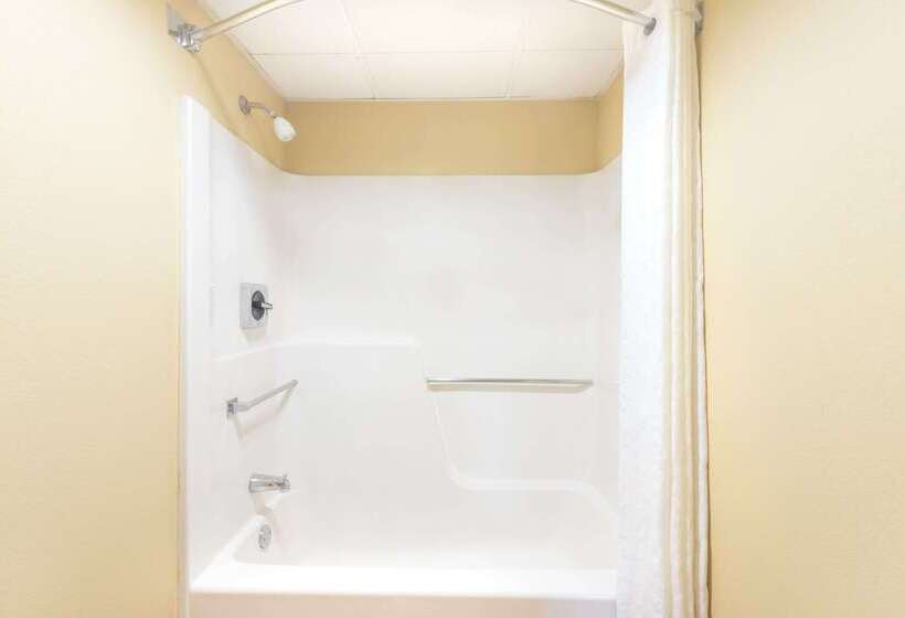فندق Days Inn By Wyndham Hagerstown I 70