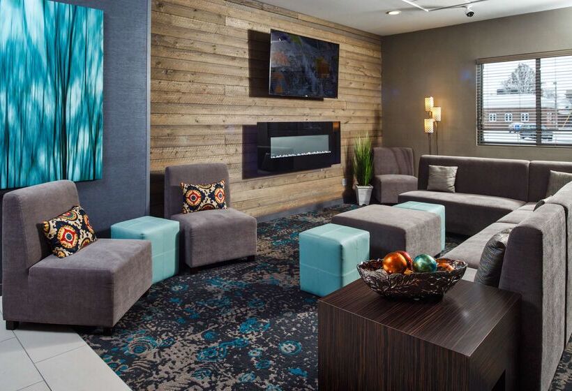 فندق Doubletree By Hilton Neenah