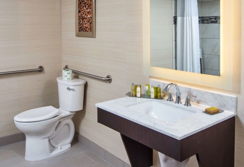 فندق Doubletree By Hilton Neenah