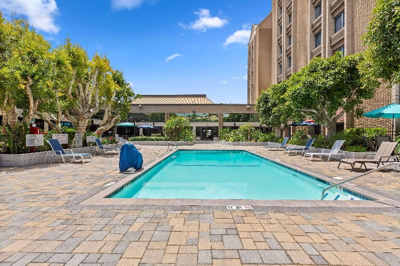 Отель Doubletree By Hilton Whittier Los Angeles