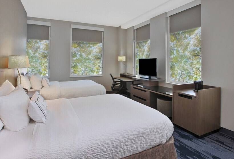 هتل Fairfield Inn & Suites By Marriott Milwaukee Downtown