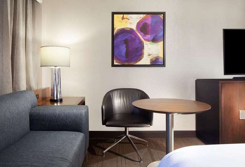בית מלון כפרי Hilton Parsippany