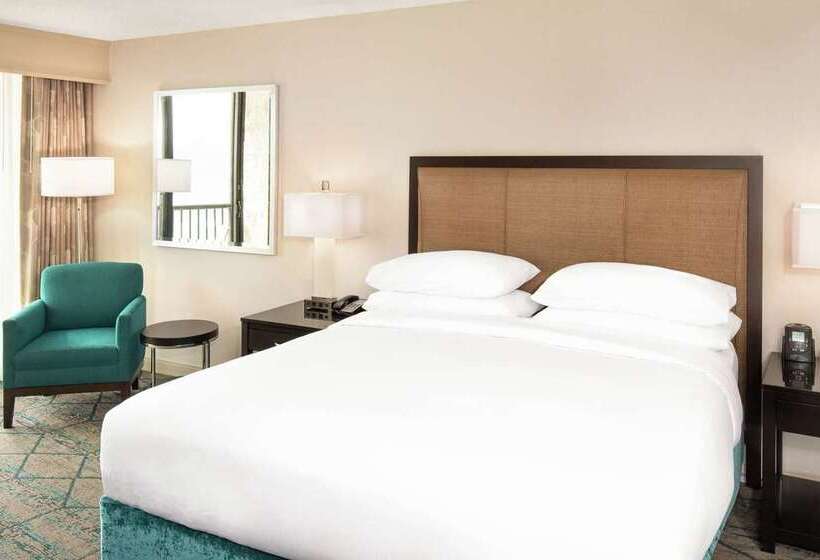 هتل Hilton San Diego Airport/harbor Island