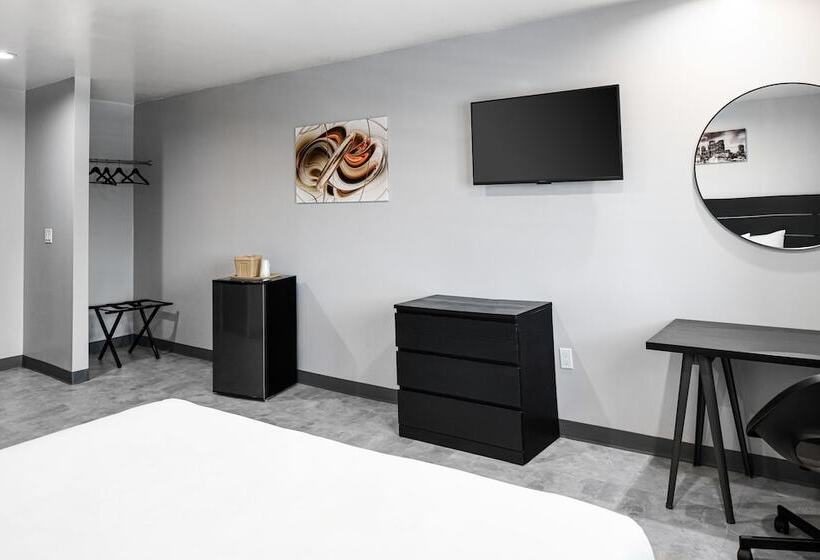 هتل Hollywood Inn Express Lax