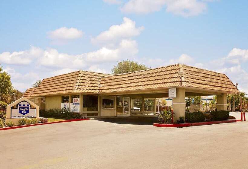 هتل Knights Inn  Palmdale Ca