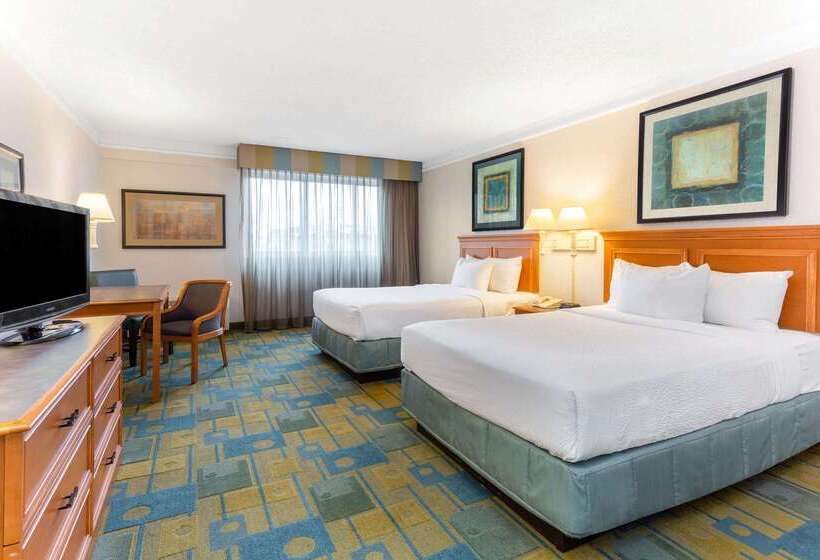 فندق La Quinta By Wyndham Redding