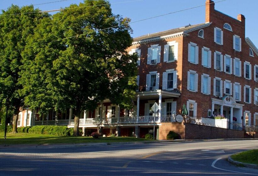 בית מלון כפרי Middlebury Inn