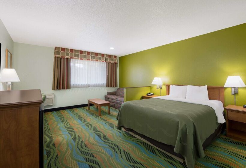 هتل Quality Inn & Suites Medford Airport