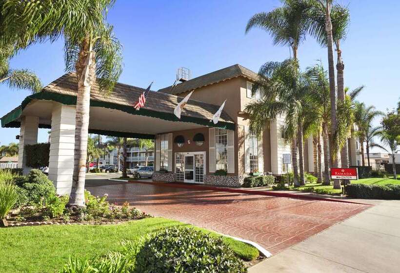 فندق Ramada By Wyndham Costa Mesa/newport Beach