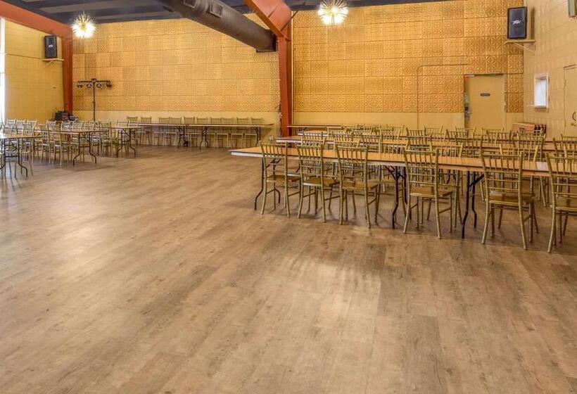 فندق Starved Rock Motor Inn Travelodge By Wyndham