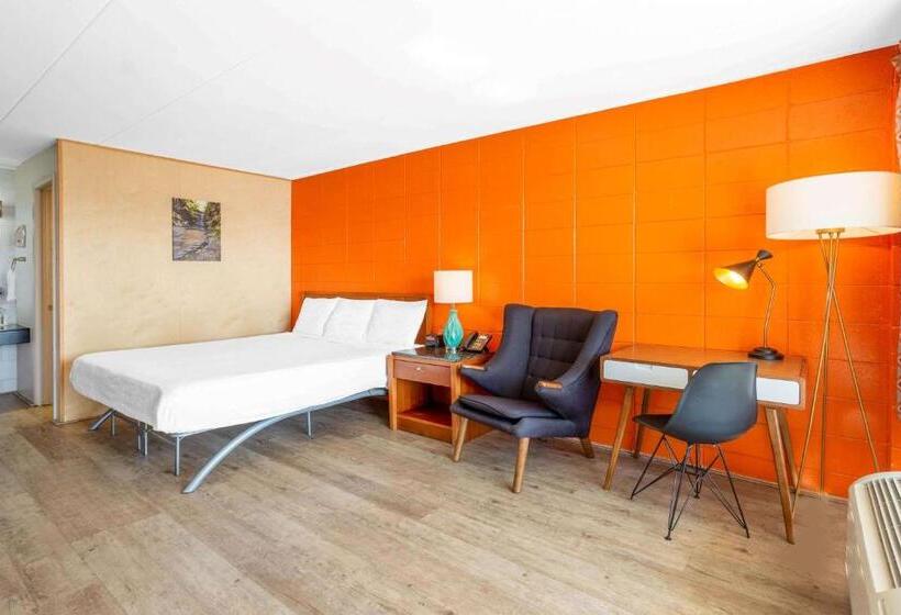 فندق Starved Rock Motor Inn Travelodge By Wyndham