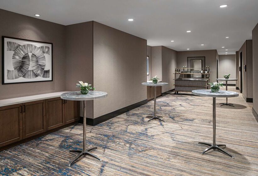 فندق The Alloy King Of Prussia   A Doubletree By Hilton