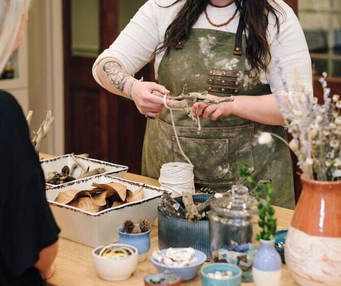 호텔 The Tides Inn