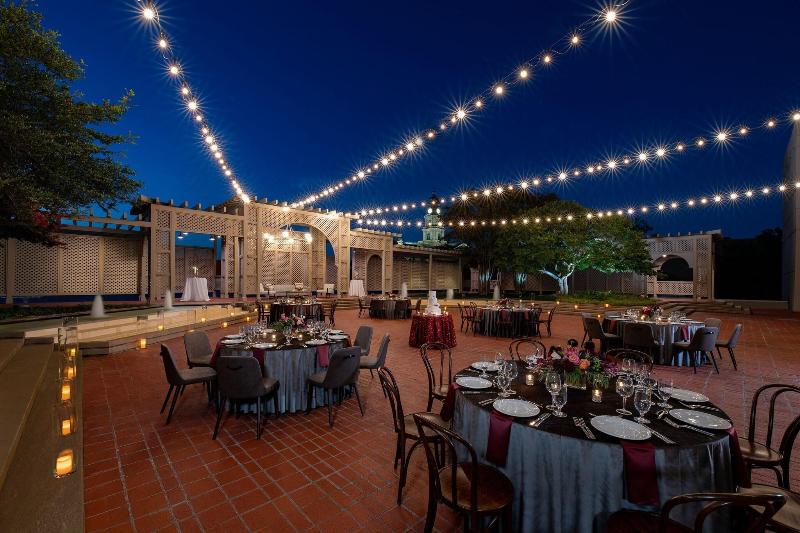 هتل The Worthington Renaissance Fort Worth