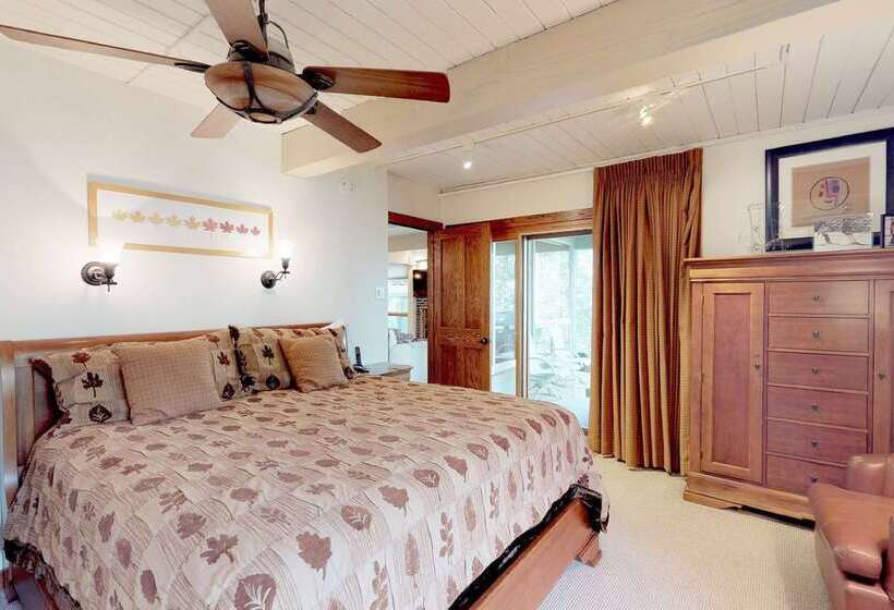 هتل Top Of The Village   Coraltree Residence Collection