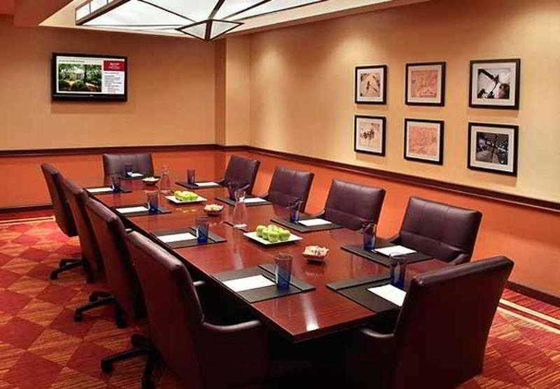 فندق Trumbull Marriott Shelton