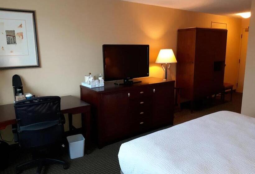 فندق Quality Inn West Lafayette   University Area