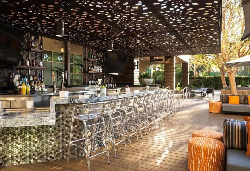 酒店 Warner Center Marriott Woodland Hills