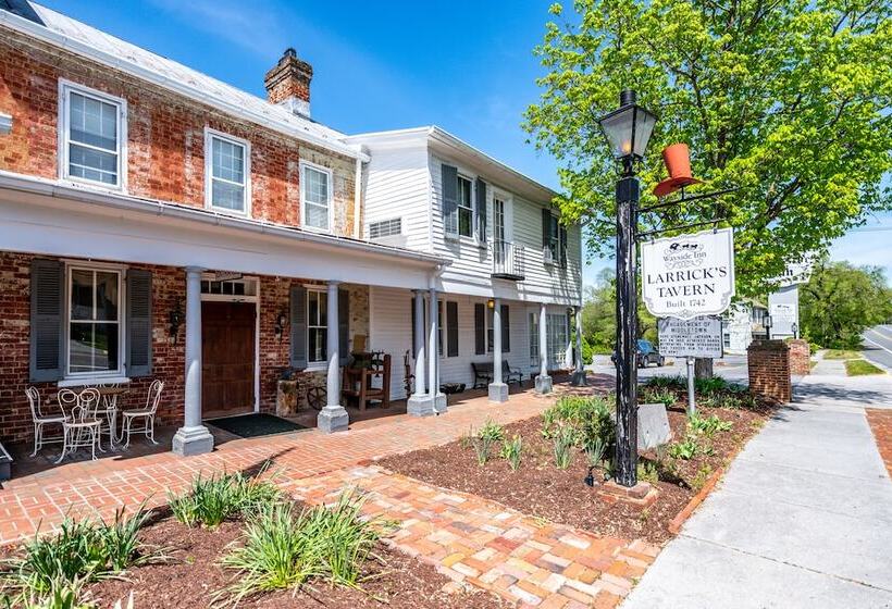 Отель Wayside Inn