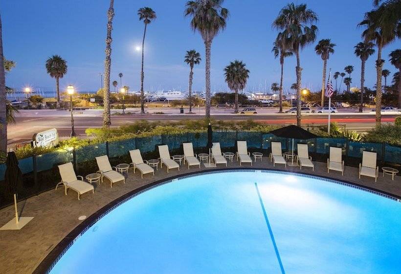 בית מלון כפרי West Beach Inn, A Coast