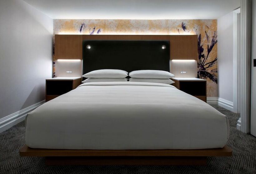 فندق Westchester Marriott