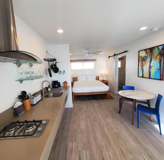 Sea Horse Resort
