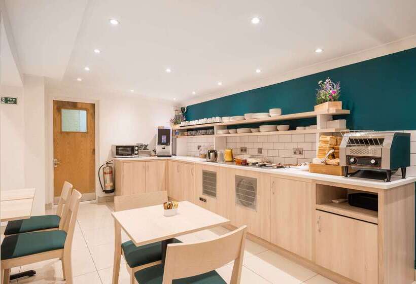 בית מלון כפרי Comfort Inn Westminster