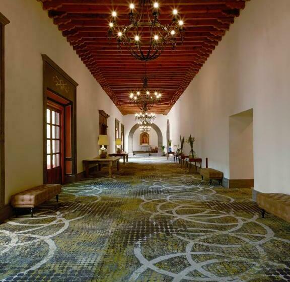 فندق Fiesta Americana Hacienda Galindo Resort & Spa