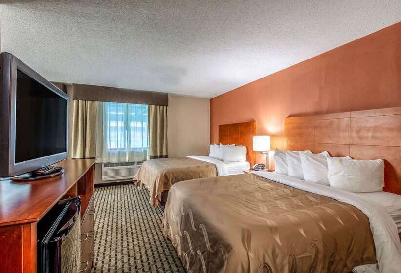 هتل Country Inn & Suites By Radisson, Muskegon, Mi