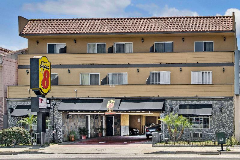 هتل Super 8 By Wyndham Inglewood/lax/la Airport
