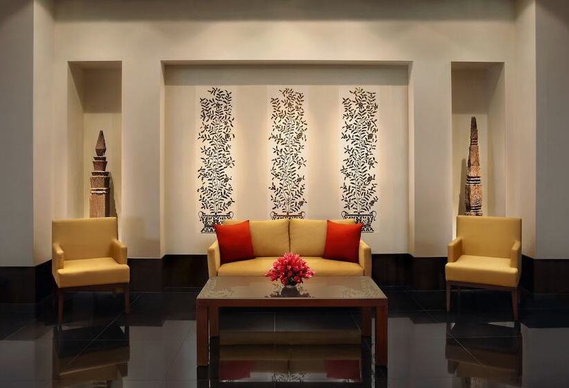 בית מלון כפרי The Oberoi Mumbai