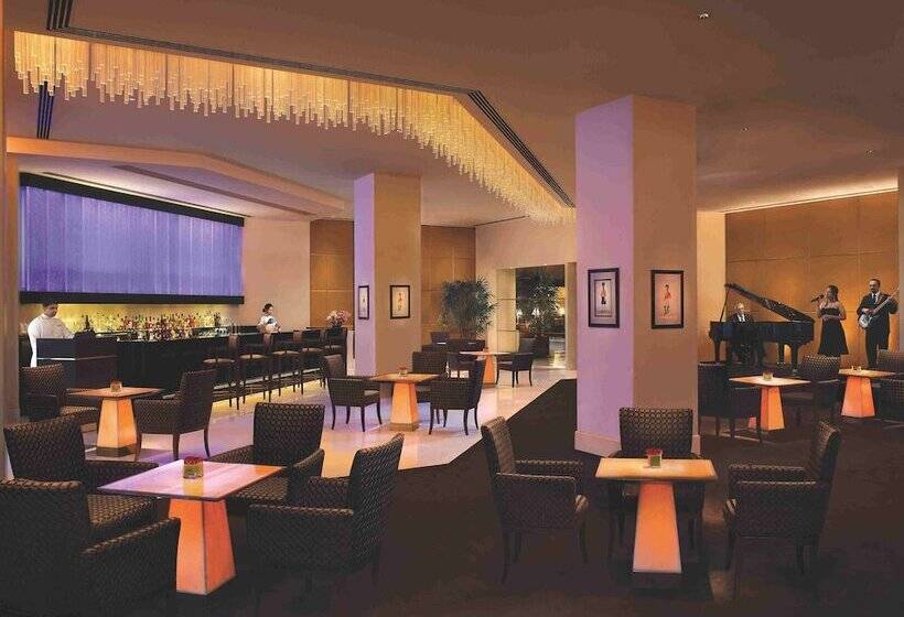 בית מלון כפרי The Oberoi Mumbai