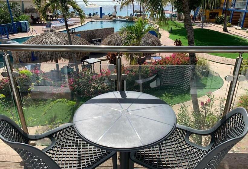 Divi Flamingo Beach Resort
