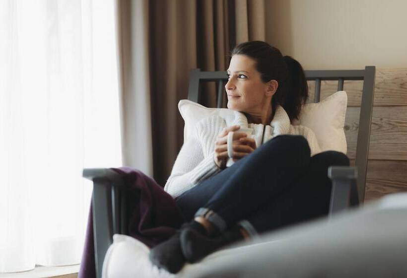 هتل Bergland Design  Und Wellness