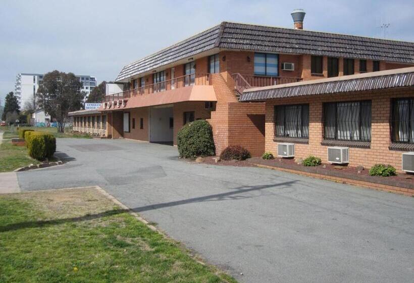 فندق Canberra Lyneham Motor Inn
