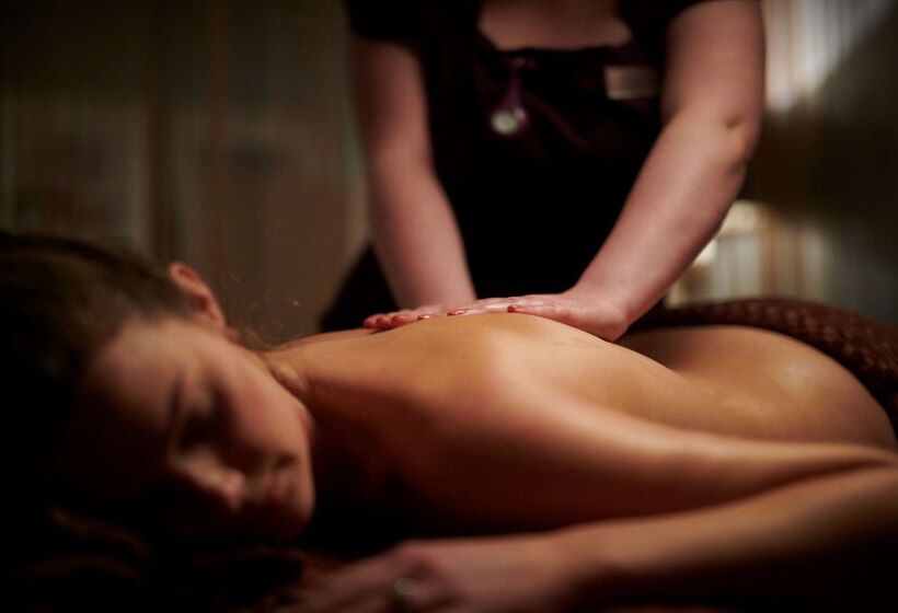 酒店 Glasgow Westerwood Spa & Golf Resort