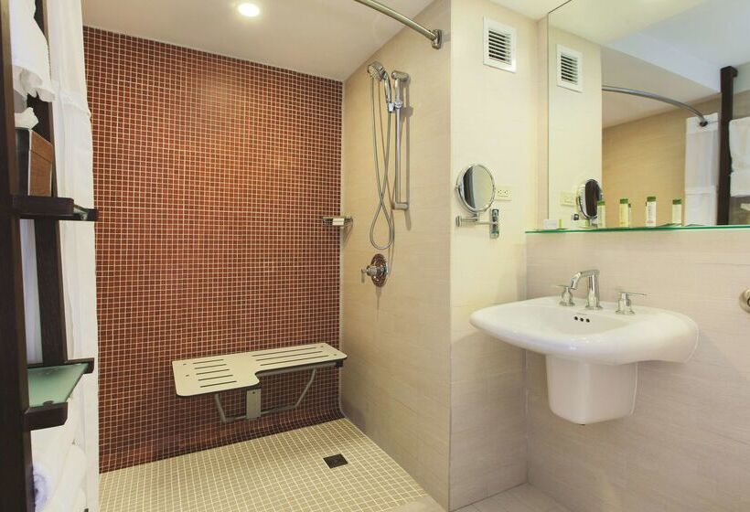 هتل Doubletree By Hilton San Juan
